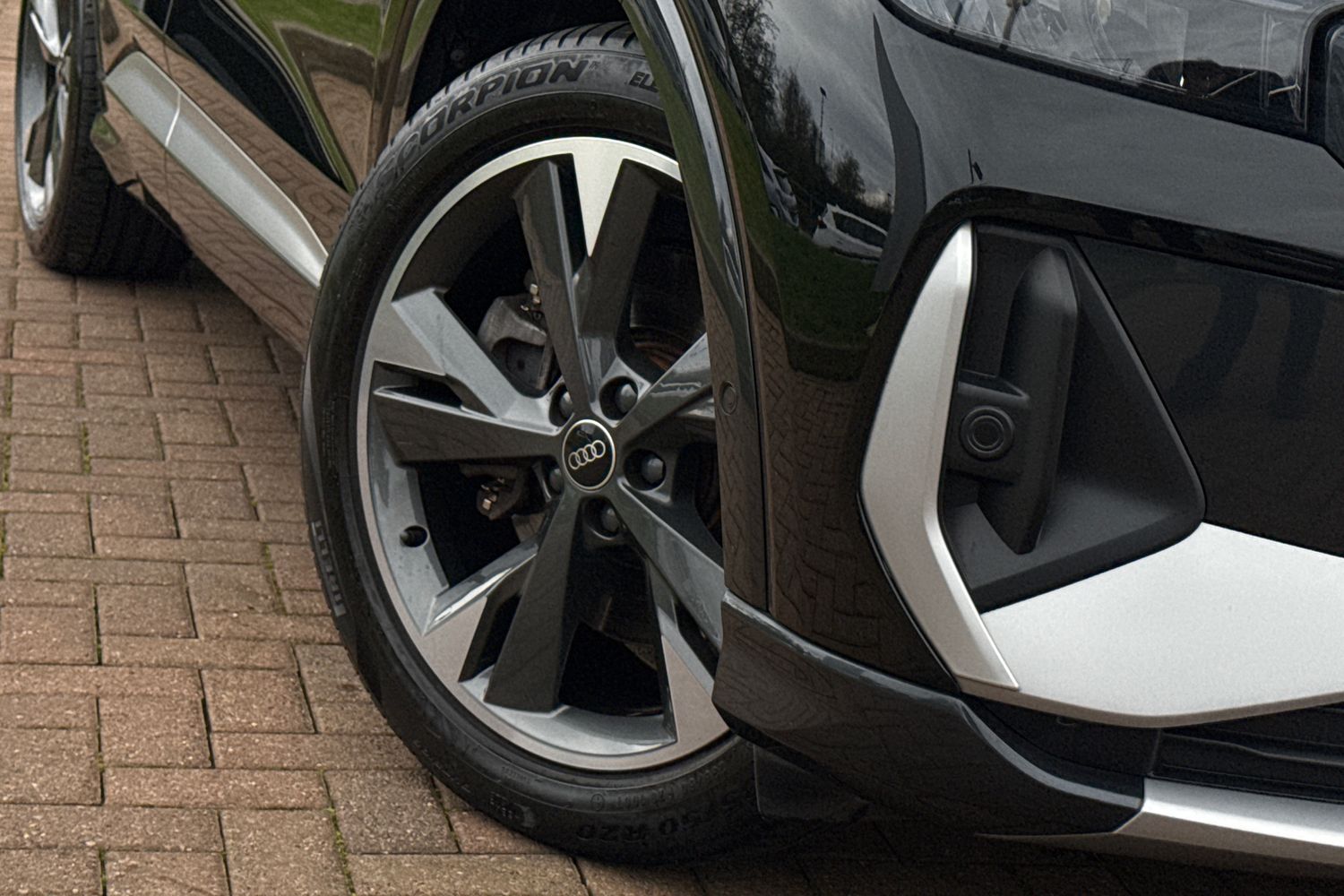 Used Audi Q4 e-tron 2023 for sale - 77692315: Photo 25