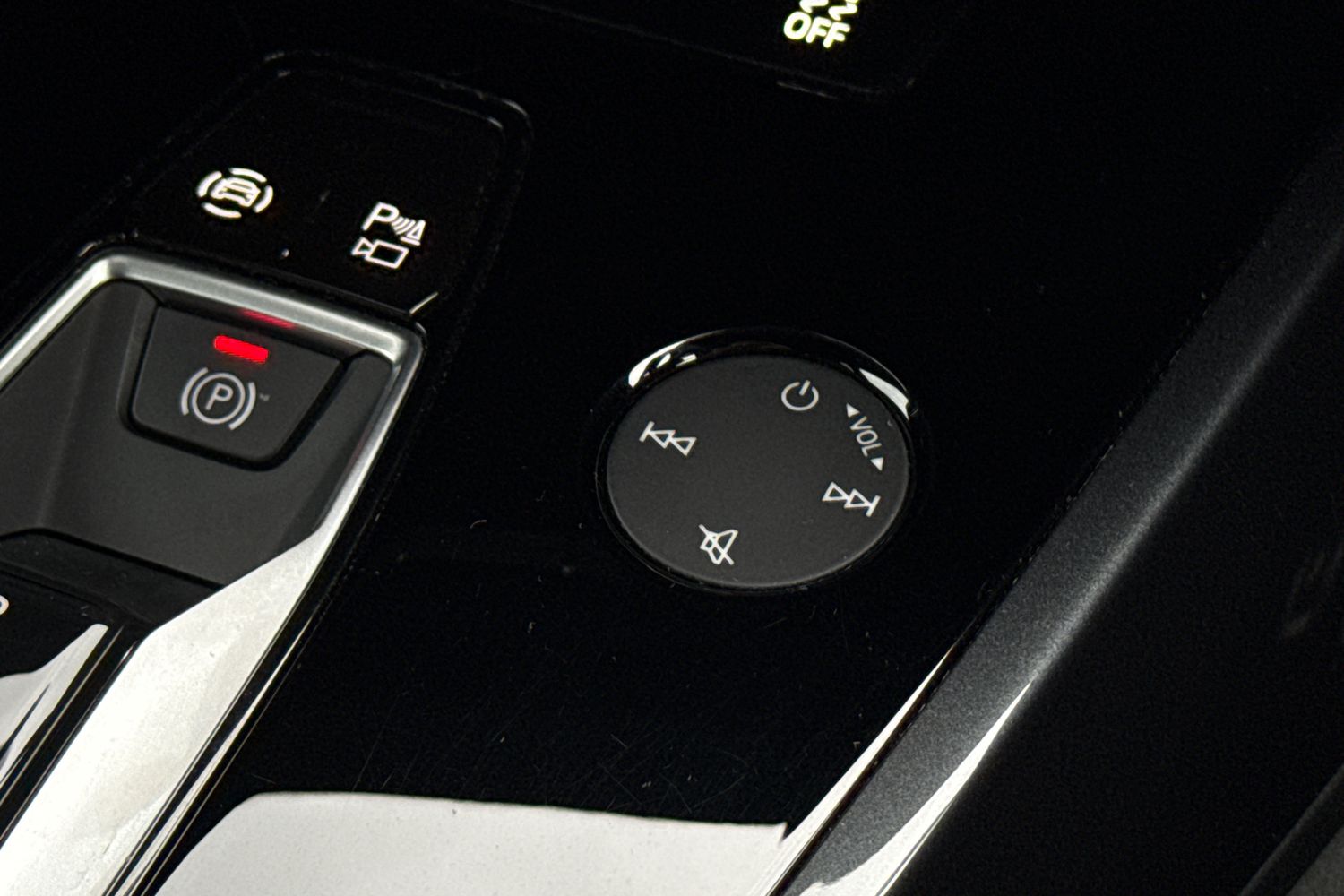 Used Audi Q4 e-tron 2023 for sale - 77692315: Photo 43