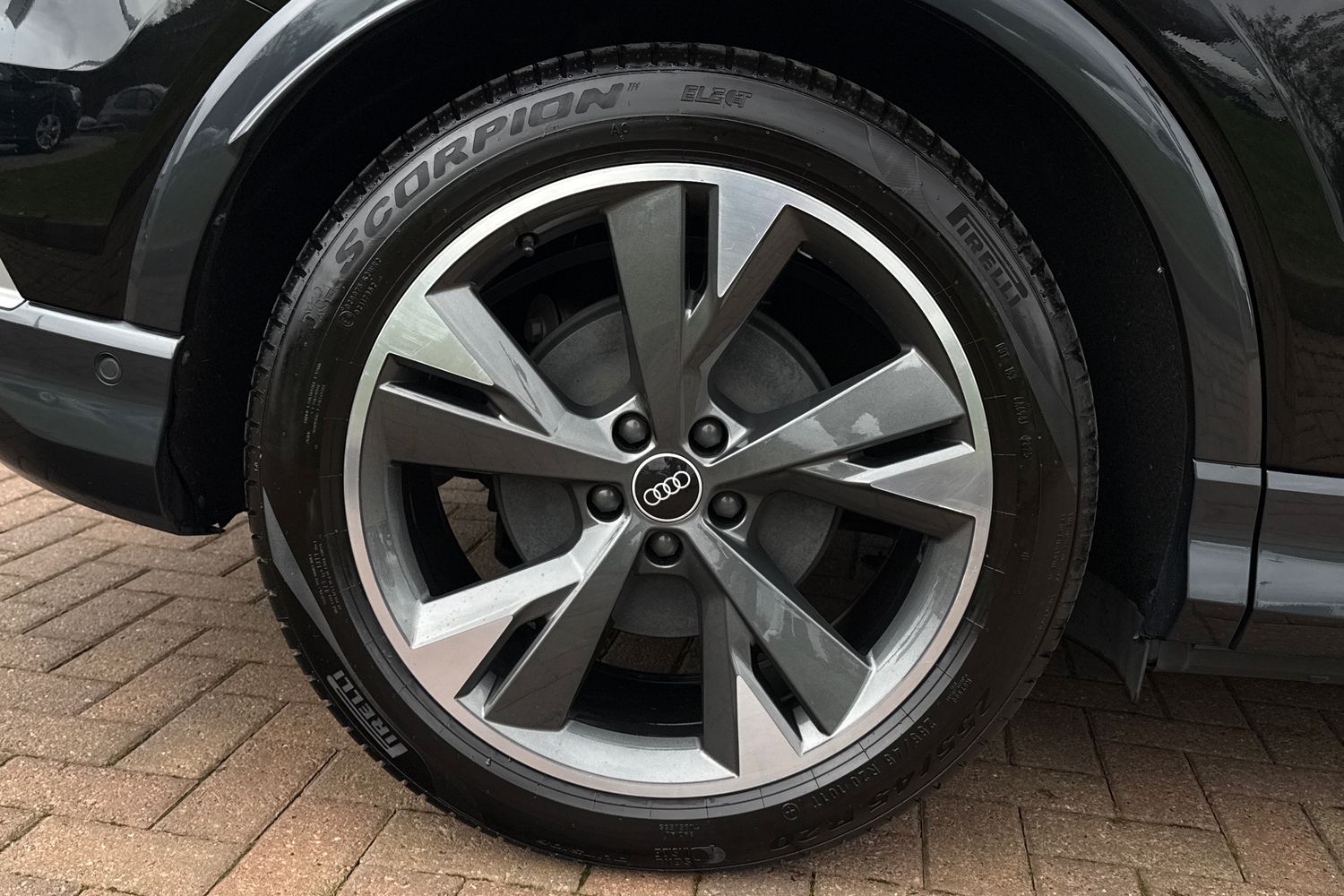 Used Audi Q4 e-tron 2023 for sale - 77692315: Photo 9