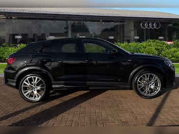 Used Audi Q3 2025 for sale - 76955416: Photo