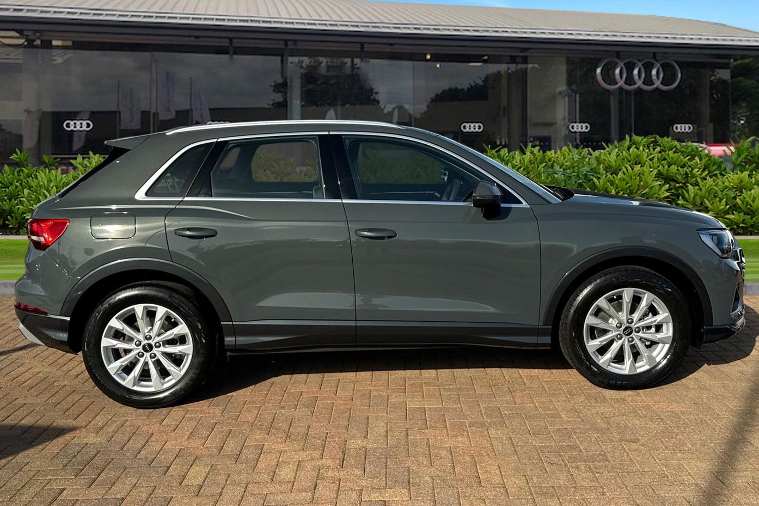 Used Audi Q3 2025 for sale - 76368663: Photo 3