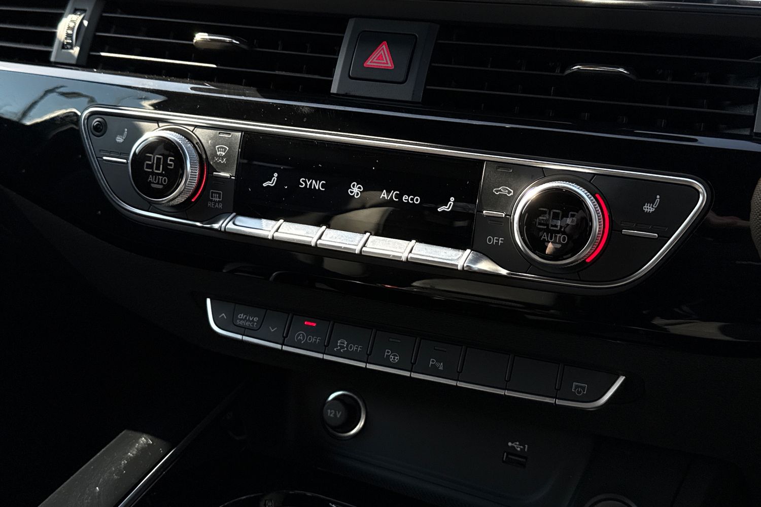 Used Audi A4 Avant 2024 for sale - 77943696: Photo 19