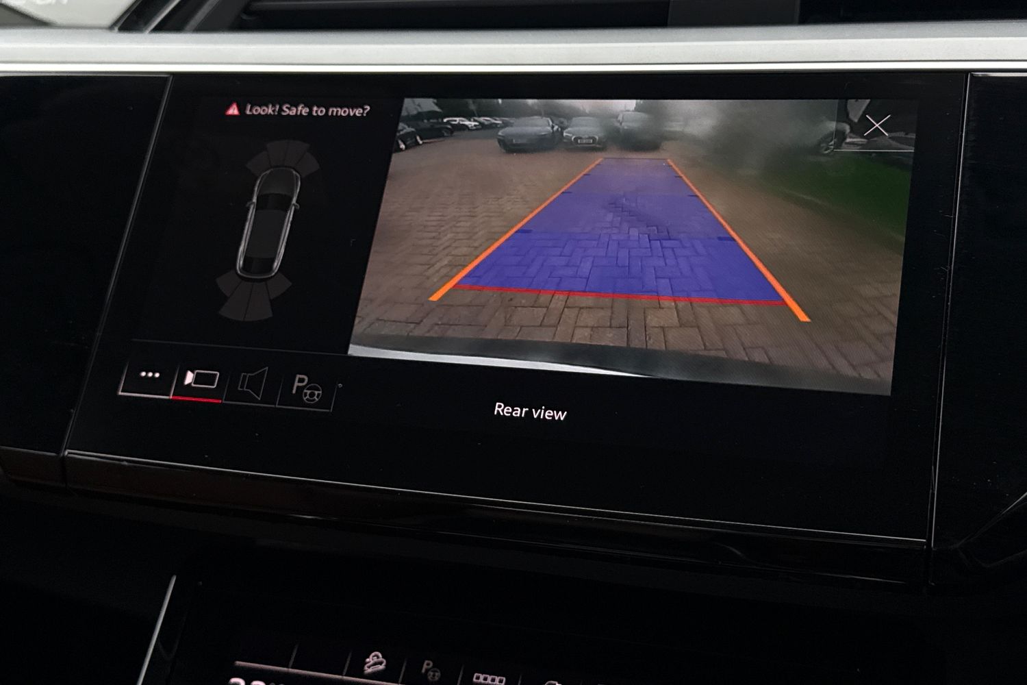 Used Audi e-tron 2022 for sale - 76553493: Photo 44