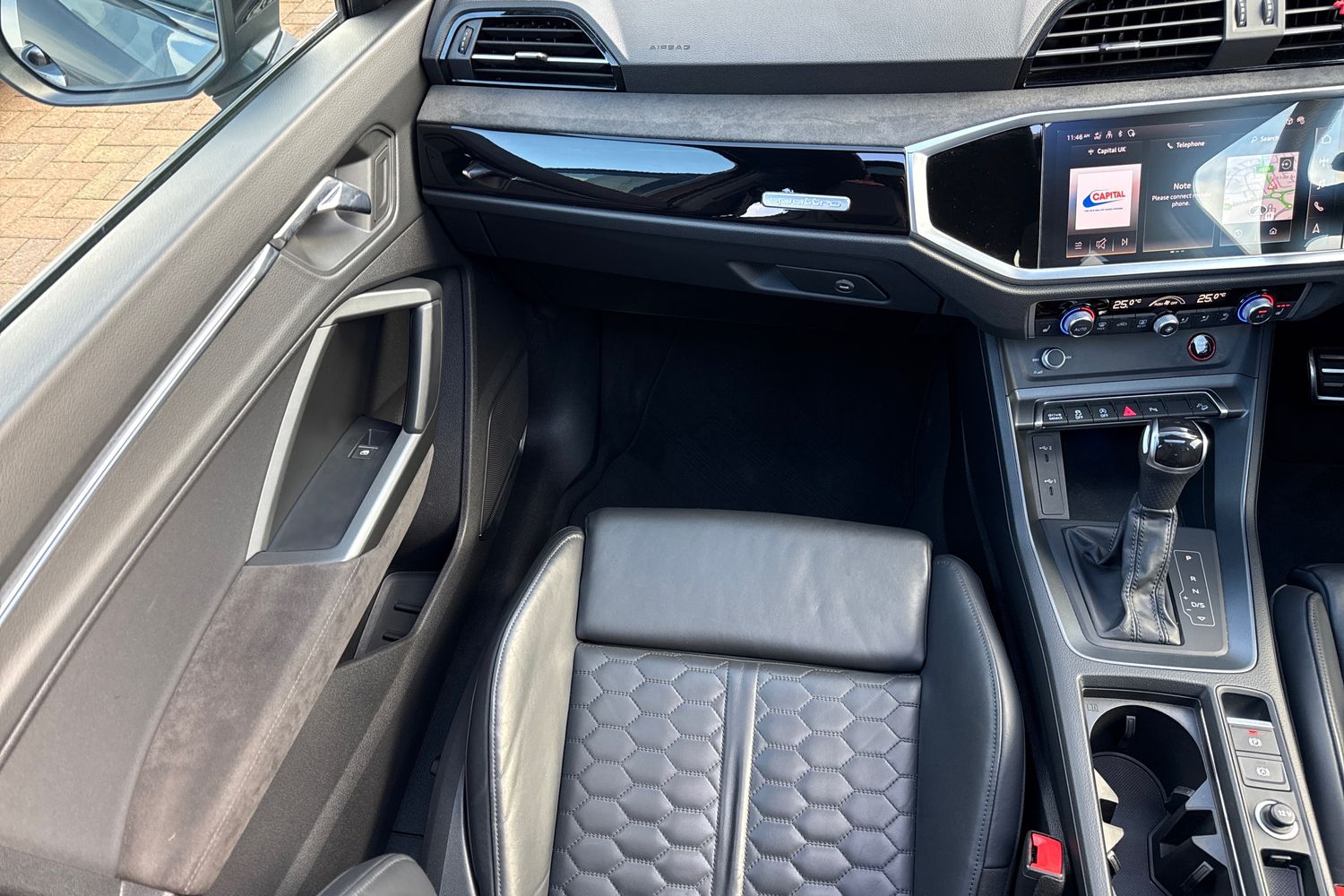 Used Audi RS Q3 2021 for sale - 76636912: Photo 15