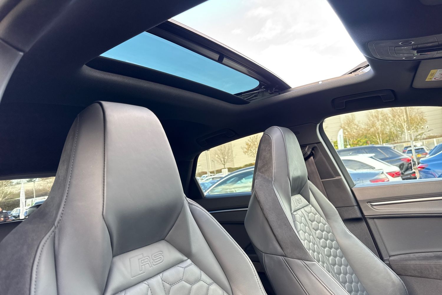 Used Audi RS Q3 2021 for sale - 76636912: Photo 21