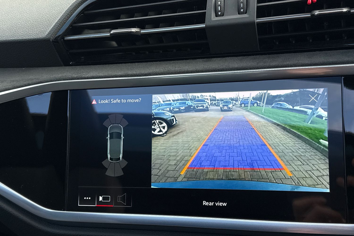 Used Audi RS Q3 2021 for sale - 76636912: Photo 56