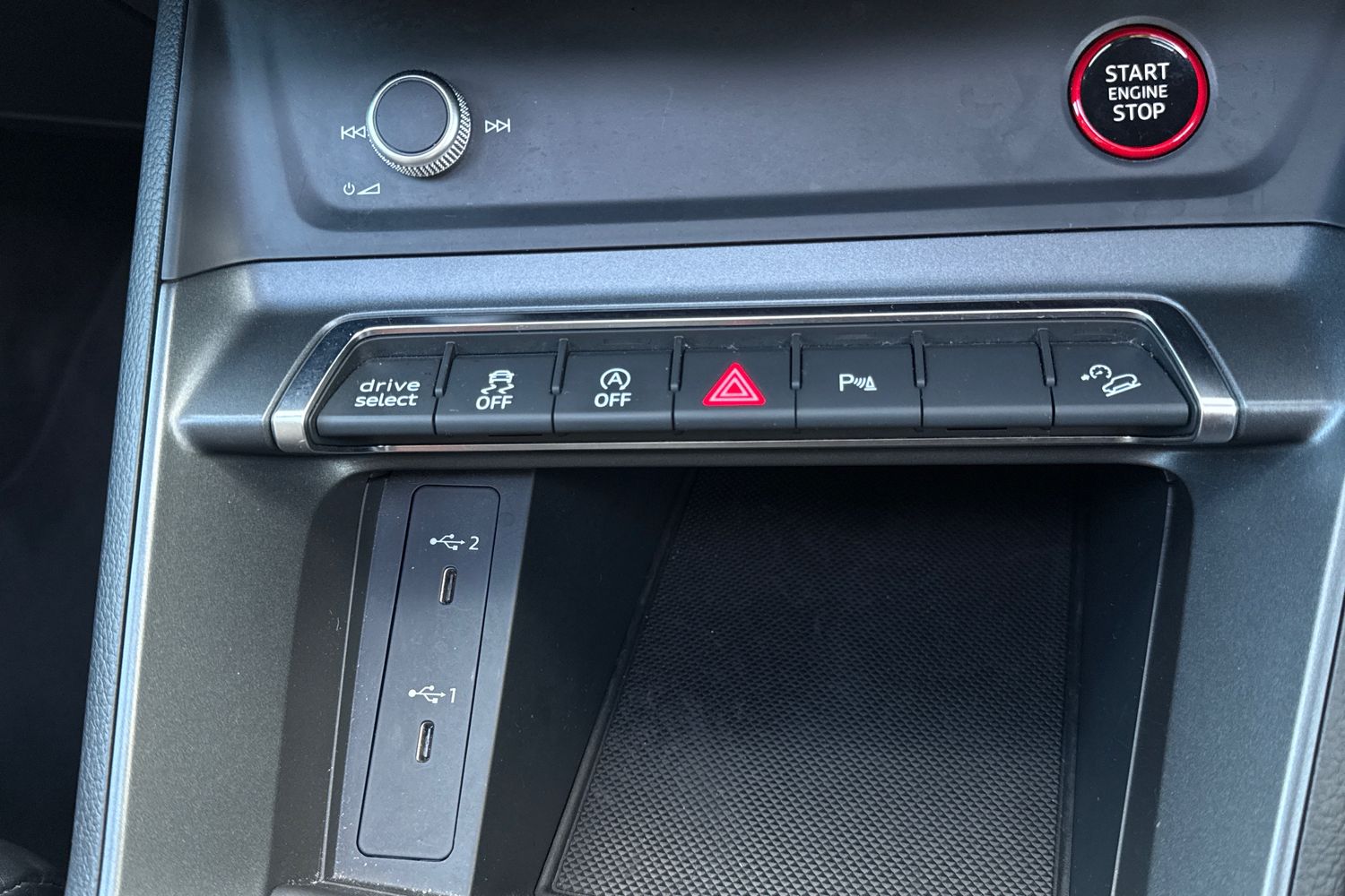 Used Audi RS Q3 2021 for sale - 76636912: Photo 59