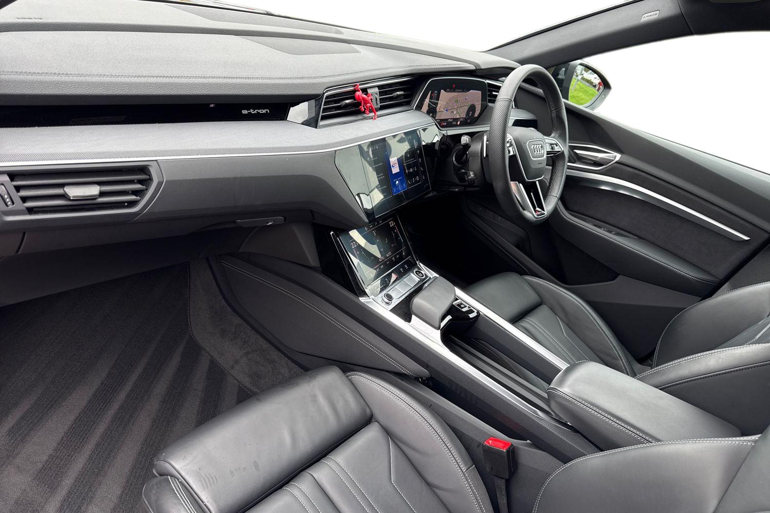 Used Audi Q8 e-tron 2024 for sale - 76171176: Photo 15