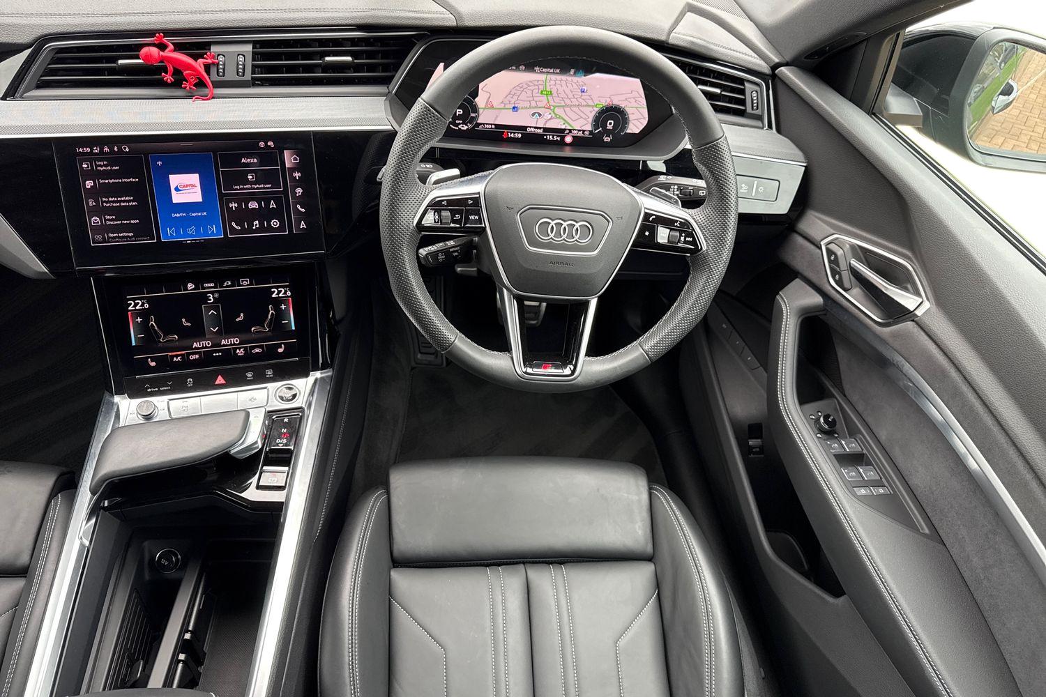 Used Audi Q8 e-tron 2024 for sale - 76171176: Photo 18