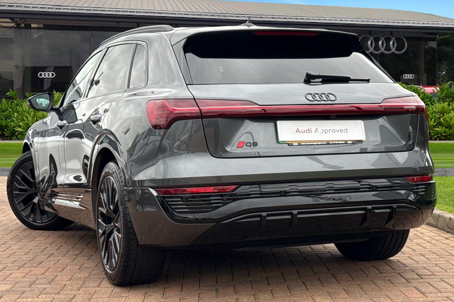 Used Audi Q8 e-tron 2024 for sale - 76171176: Photo 2