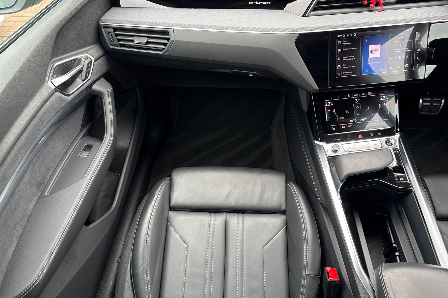 Used Audi Q8 e-tron 2024 for sale - 76171176: Photo 20