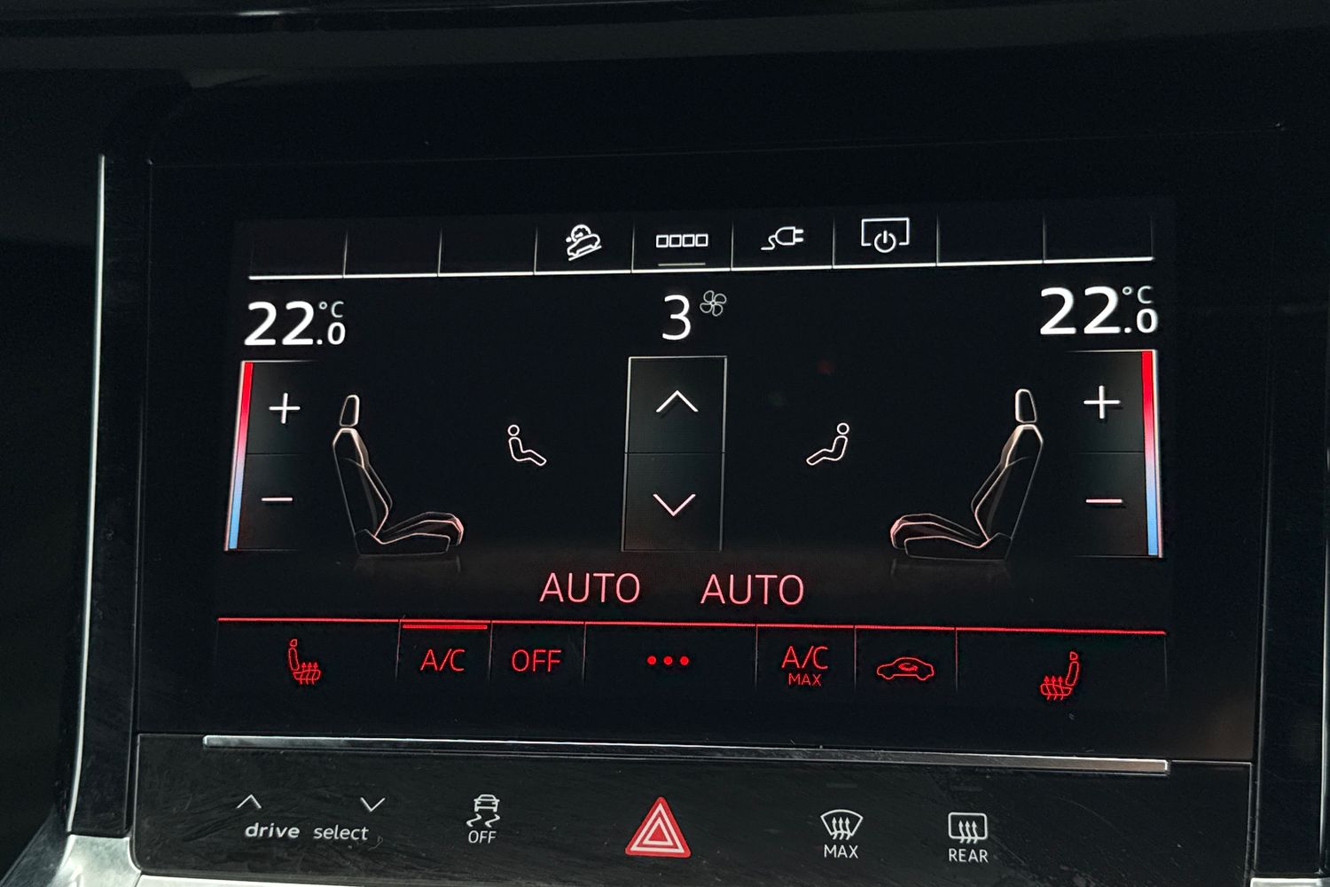 Used Audi Q8 e-tron 2024 for sale - 76171176: Photo 22