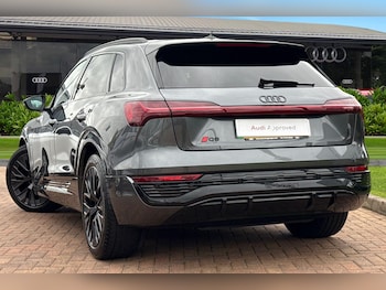 Used Audi Q8 e-tron 2024 for sale - 76171176: Photo 2
