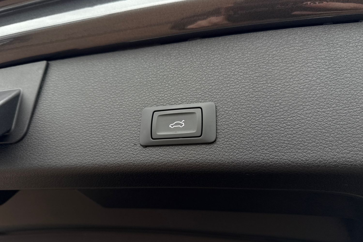 Used Audi Q8 e-tron 2024 for sale - 76171176: Photo 39