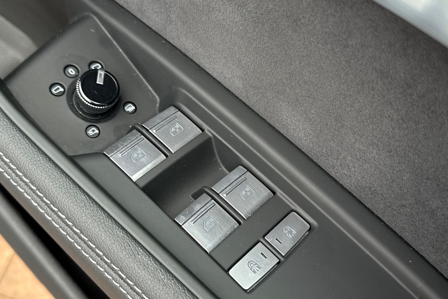 Used Audi Q8 e-tron 2024 for sale - 76171176: Photo 43