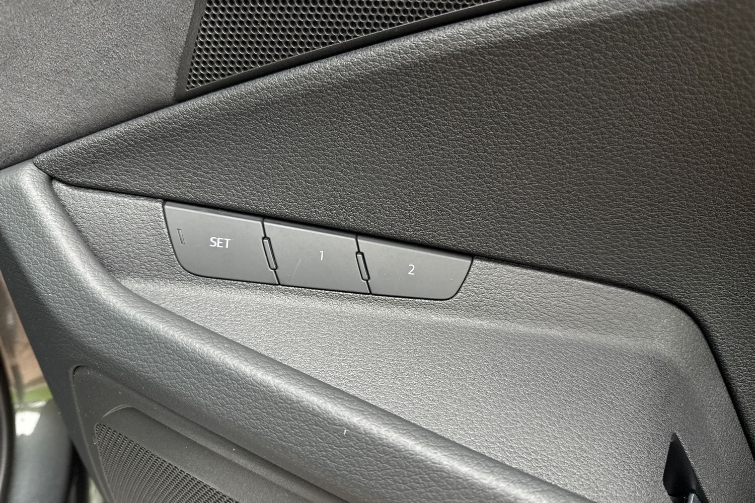 Used Audi Q8 e-tron 2024 for sale - 76171176: Photo 44
