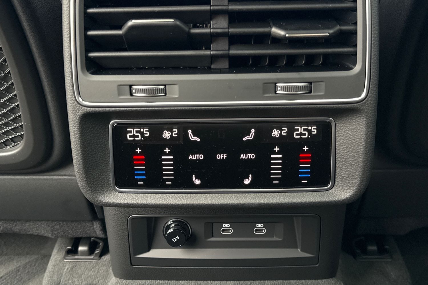 Used Audi SQ7 2026 for sale - 77014049: Photo 36