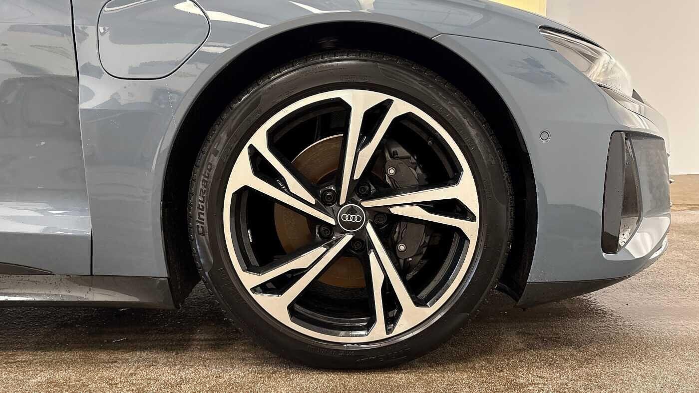 Used Audi e-tron GT 2023 for sale - 77382838: Photo 6