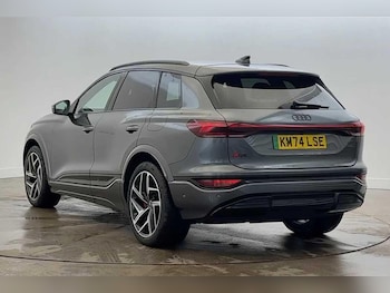 Used Audi Q6 e-tron 2024 for sale - 77820305: Photo