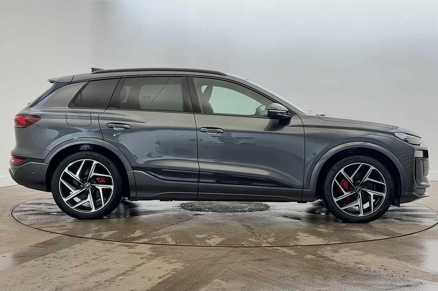 Used Audi Q6 e-tron 2024 for sale - 77820305: Photo 4