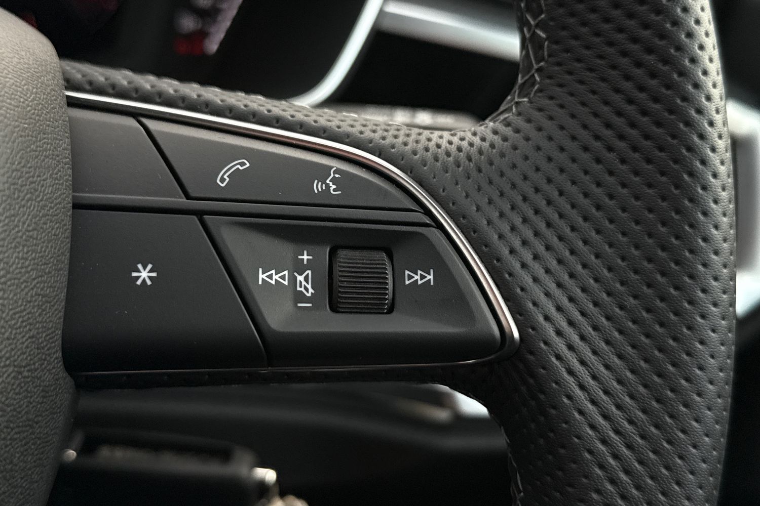 Used Audi Q3 2025 for sale - 76520045: Photo 37