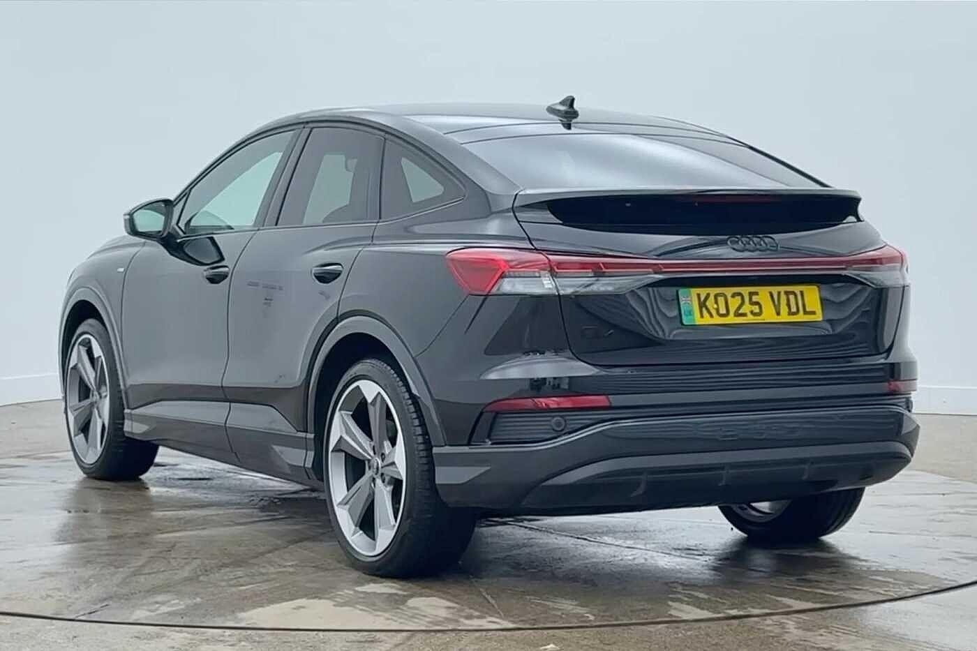 Used Audi Q4 e-tron 2025 for sale - 77546563: Photo 3