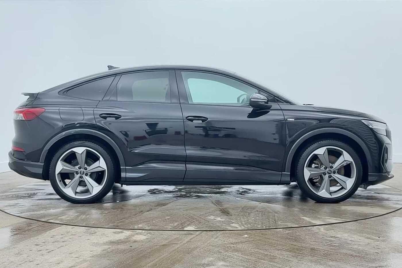 Used Audi Q4 e-tron 2025 for sale - 77546563: Photo 4