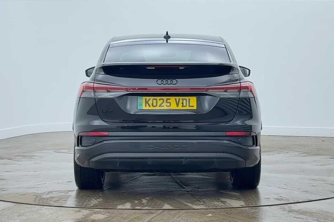 Used Audi Q4 e-tron 2025 for sale - 77546563: Photo 8