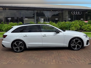 Used Audi A4 Avant 2024 for sale - 79355188: Photo