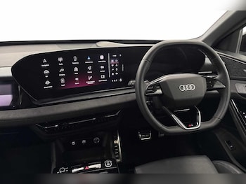 Used Audi Q6 e-tron 2025 for sale - 79582642: Photo