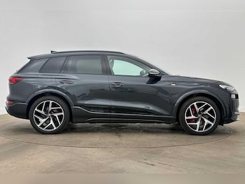 Used Audi Q6 e-tron 2025 for sale - 79582642: Photo