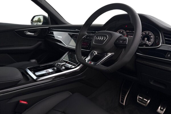 Used Audi Q8 2025 for sale - 76304671: Photo 14