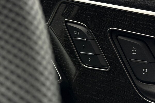 Used Audi Q8 2025 for sale - 76304671: Photo 42