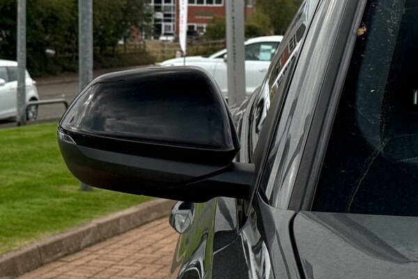 Used Audi Q8 2025 for sale - 76304671: Photo 54