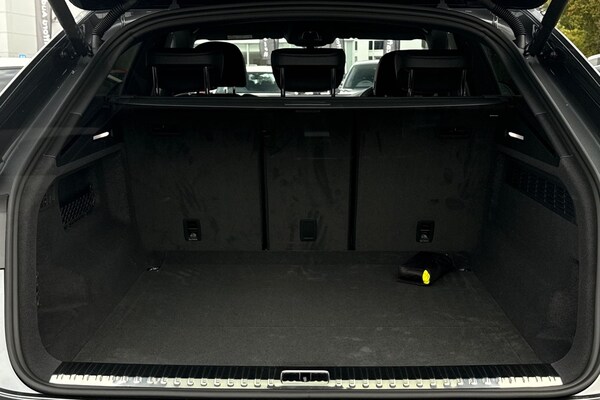 Used Audi Q8 2025 for sale - 76304671: Photo 7