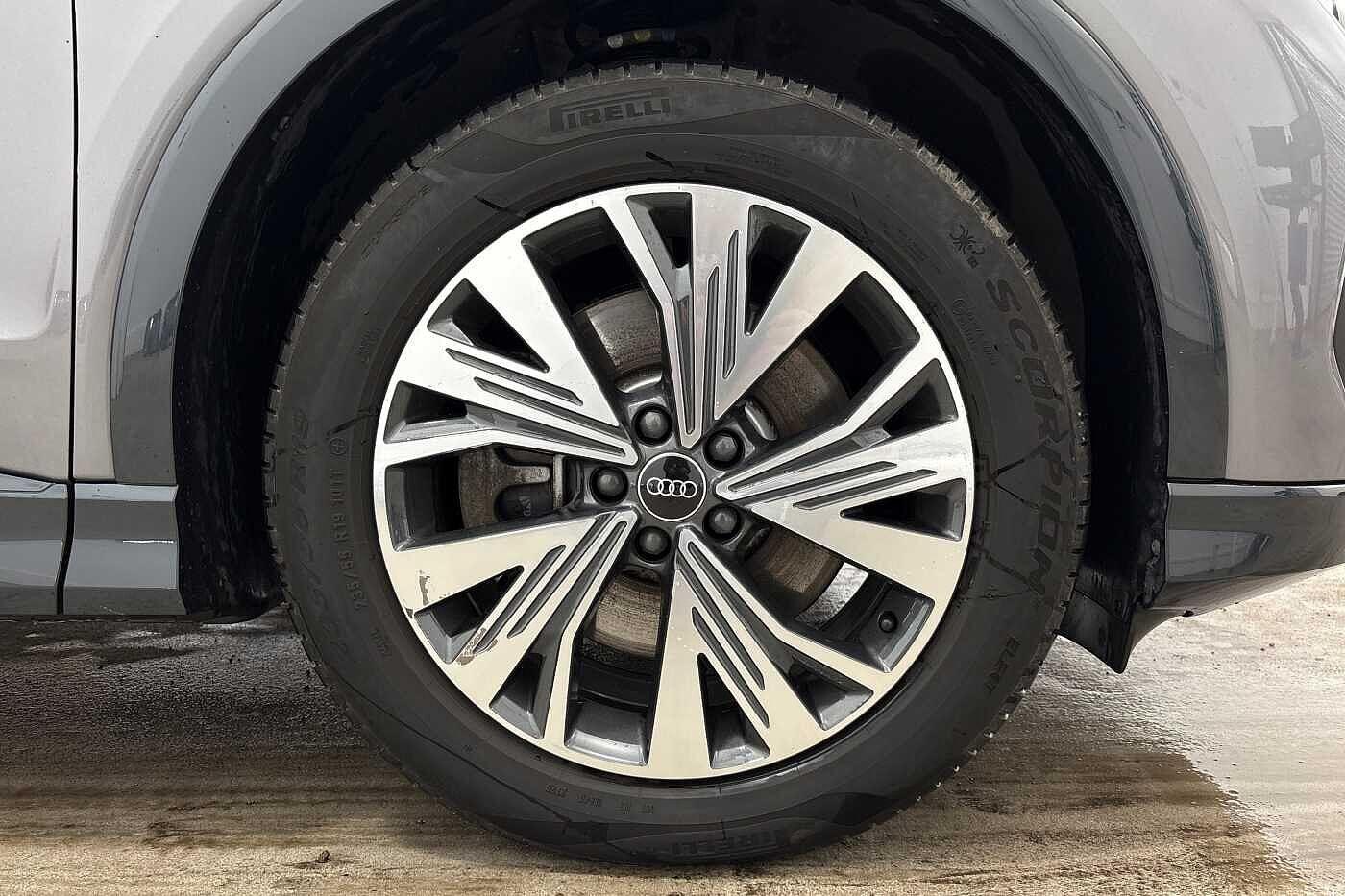 Used Audi Q4 e-tron 2025 for sale - 78197696: Photo 6