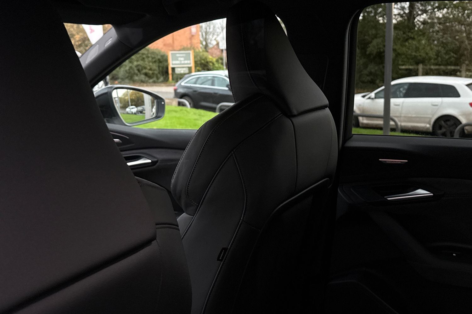 Used Audi Q6 e-tron 2024 for sale - 76968083: Photo 30