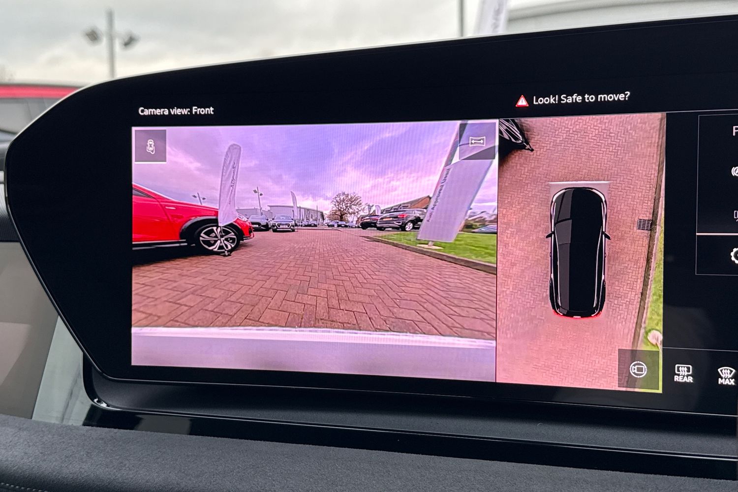 Used Audi Q6 e-tron 2024 for sale - 76968083: Photo 42