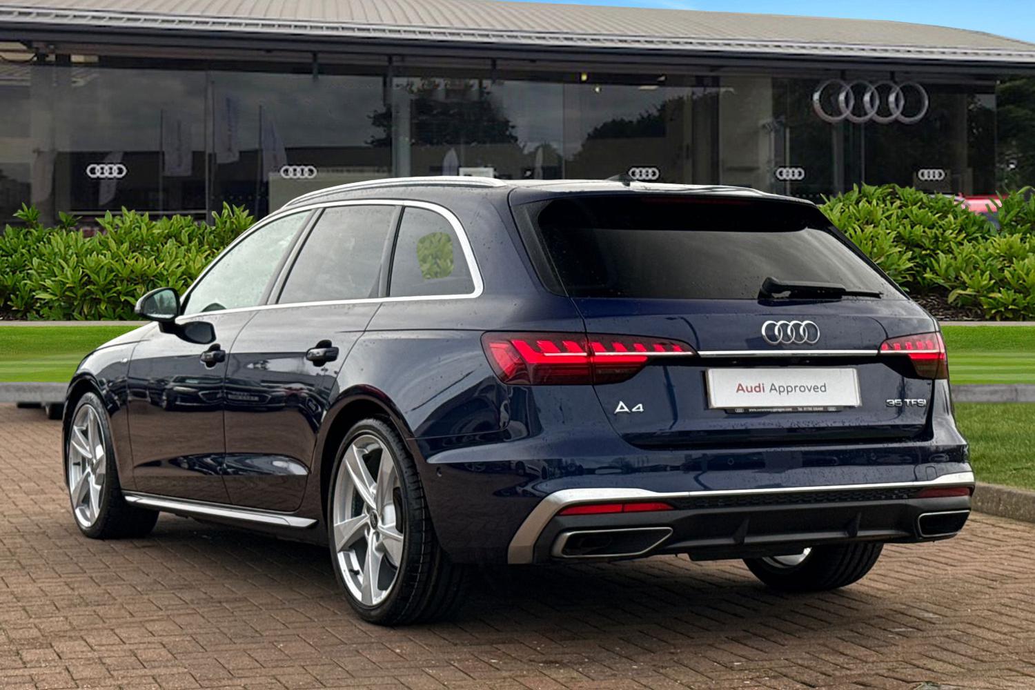 Used Audi A4 2024 for sale - 77742216: Photo 2