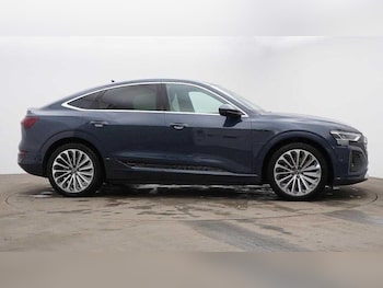 Used Audi Q8 e-tron 2023 for sale - 75582524: Photo