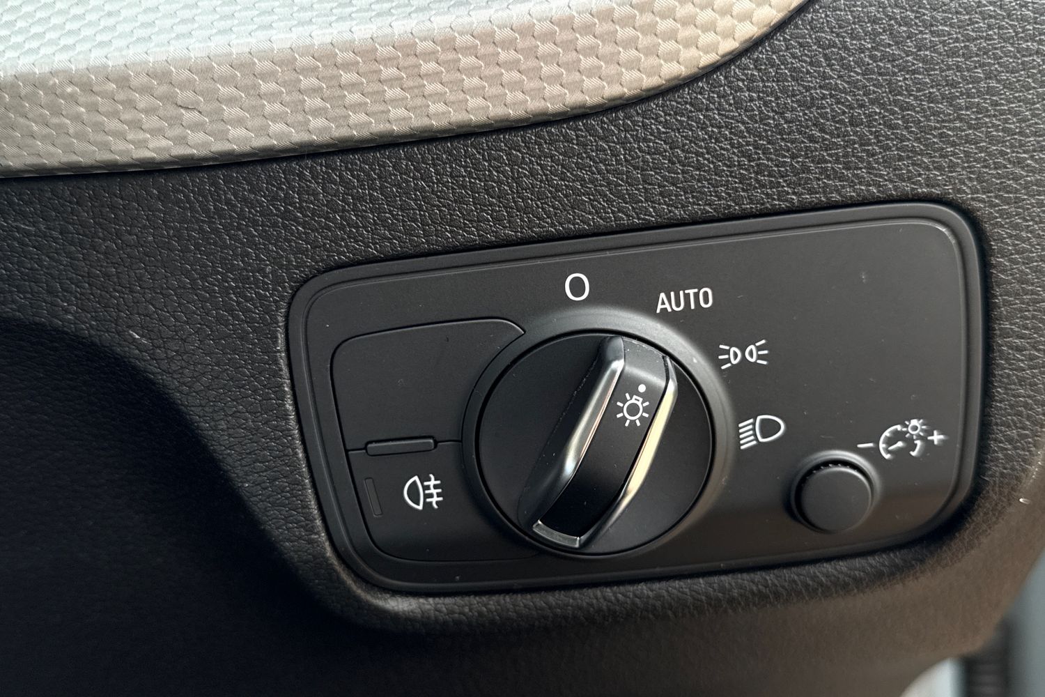 Used Audi Q2 2023 for sale - 78069876: Photo 42