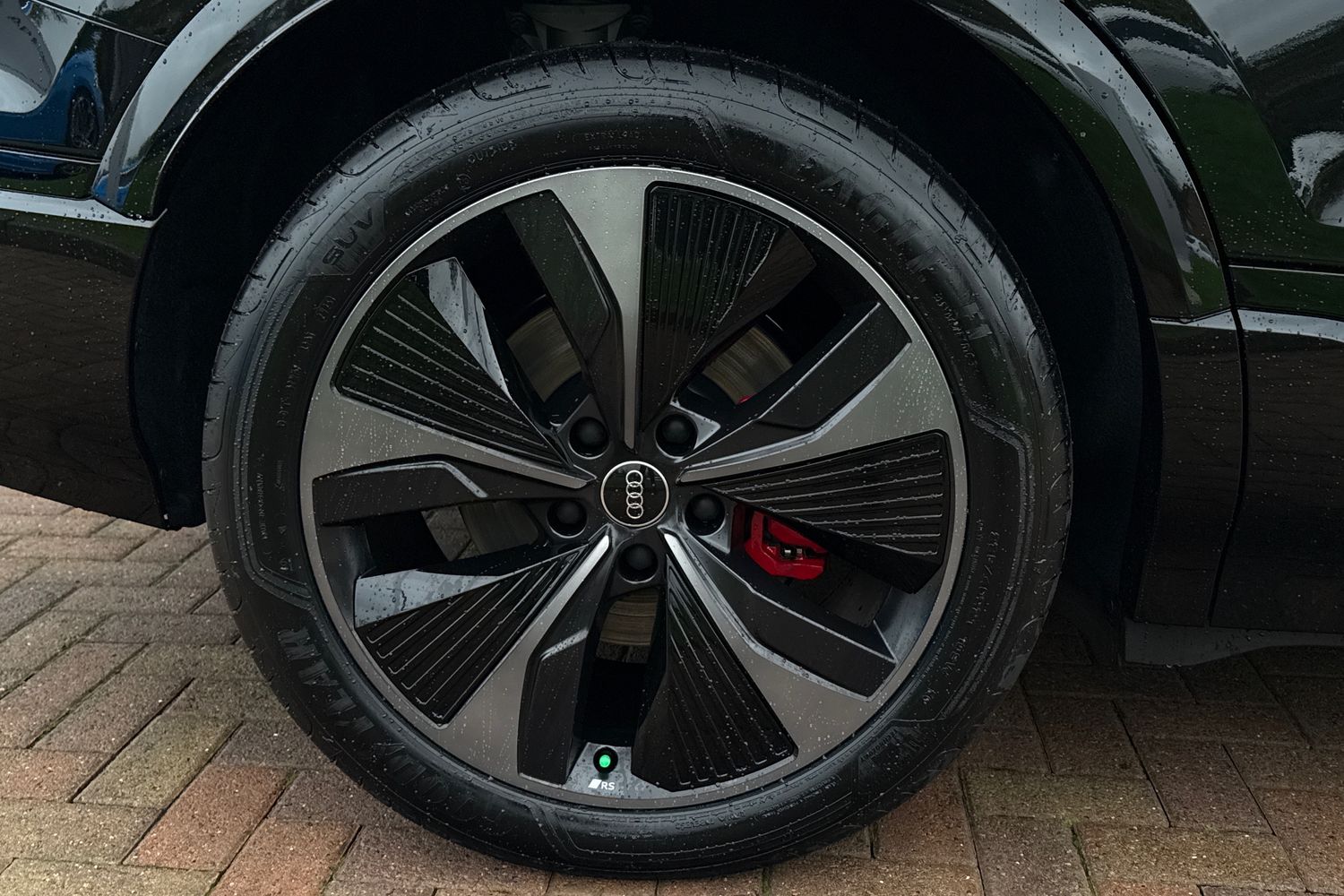 Used Audi Q6 e-tron 2025 for sale - 76654231: Photo 11