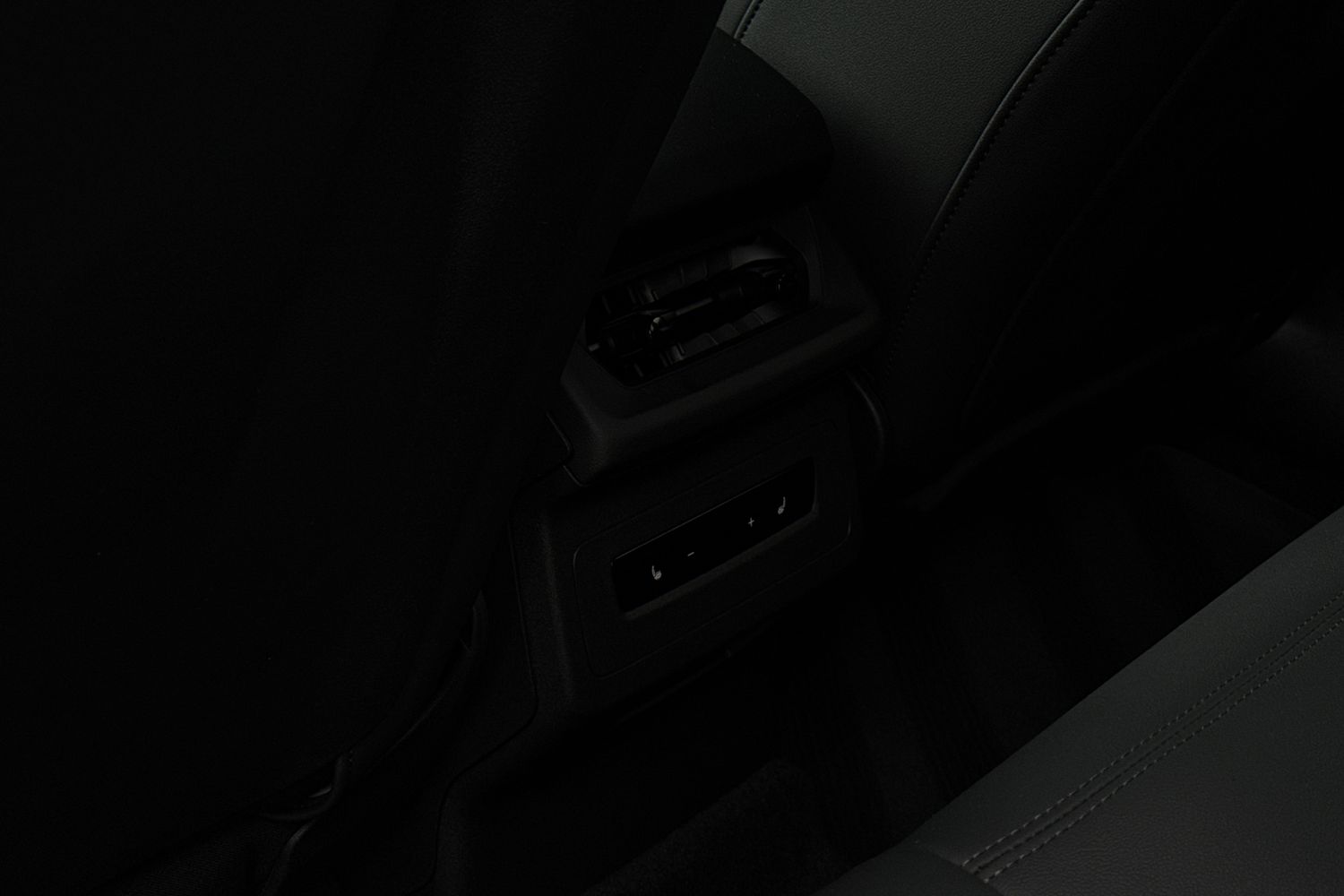 Used Audi Q6 e-tron 2025 for sale - 76654231: Photo 29