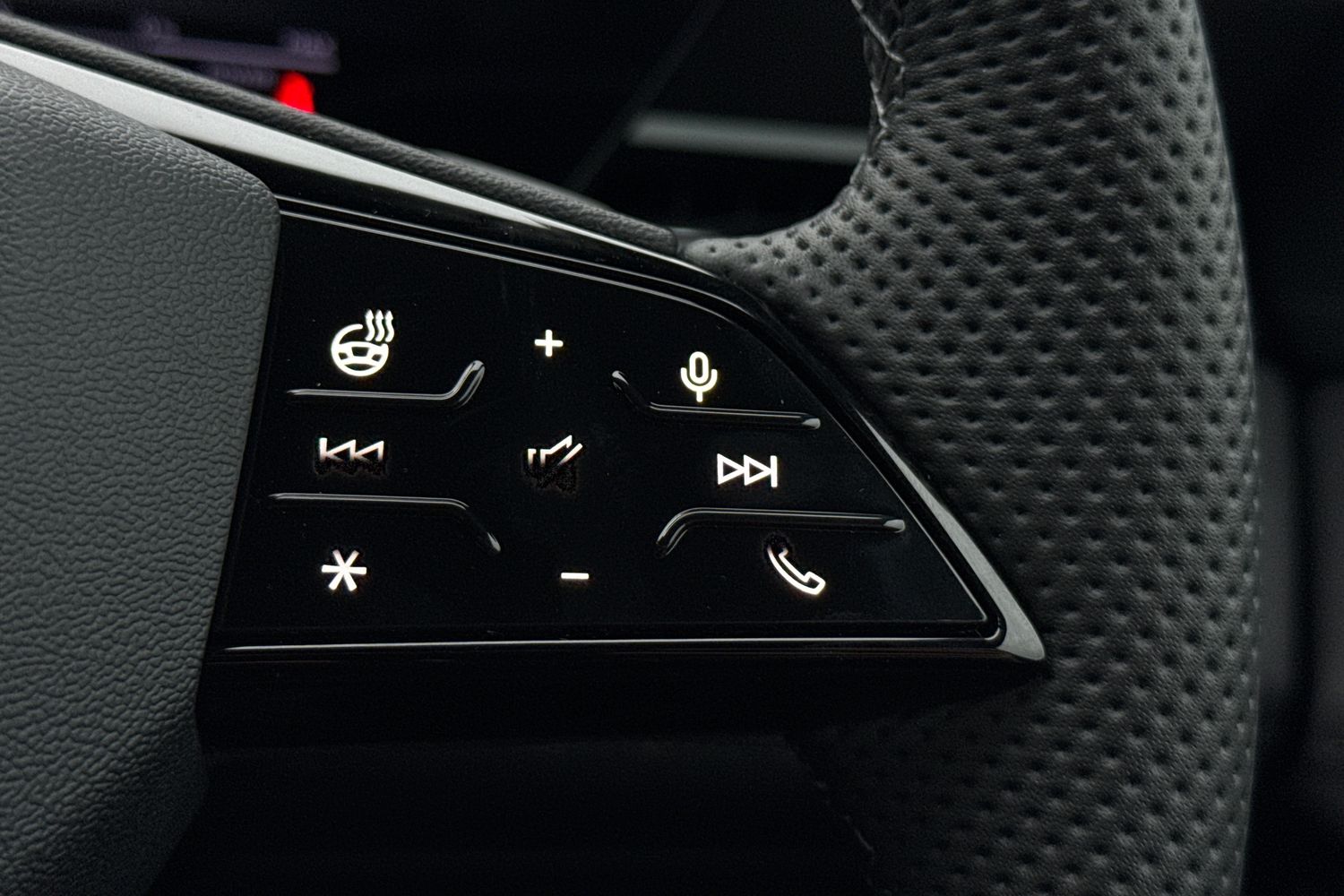 Used Audi Q6 e-tron 2025 for sale - 76654231: Photo 37