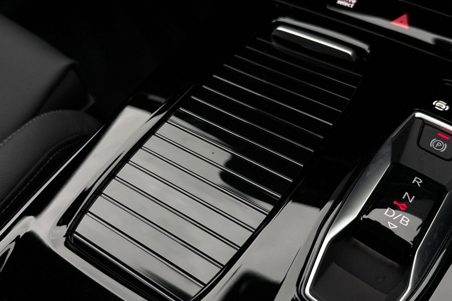 Used Audi Q6 e-tron 2025 for sale - 76654231: Photo 44