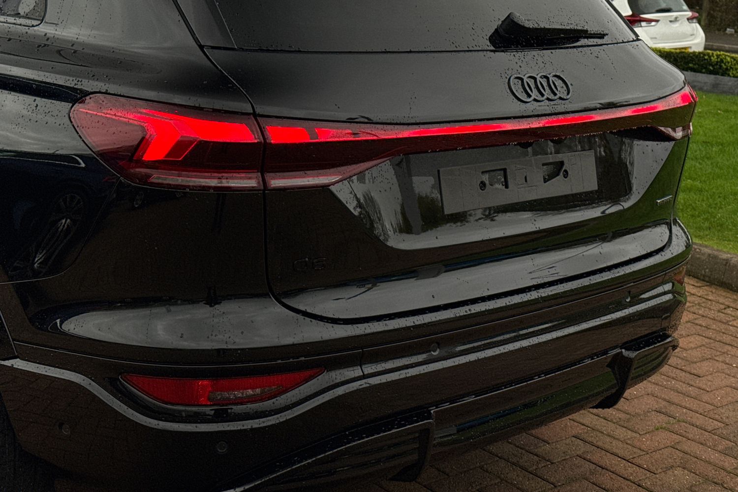 Used Audi Q6 e-tron 2025 for sale - 76654231: Photo 7