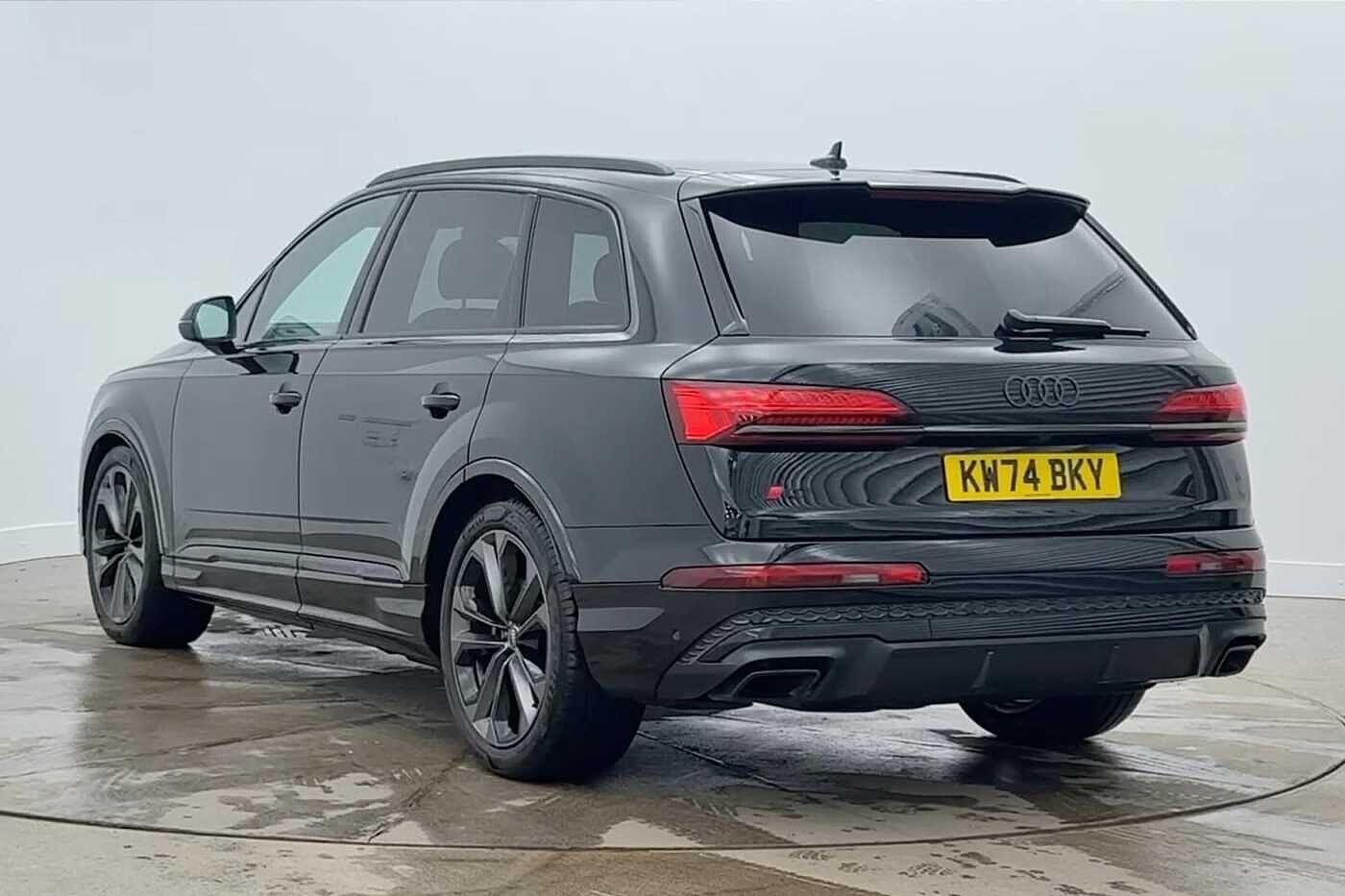 Used Audi Q7 2025 for sale - 77187343: Photo 3