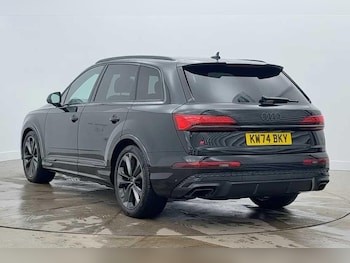 Used Audi Q7 2025 for sale - 77187343: Photo