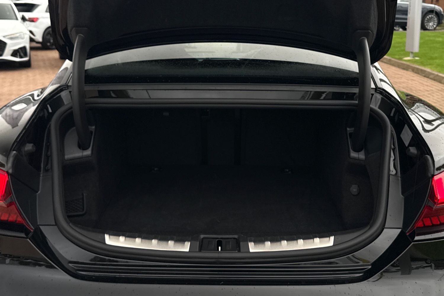 Used Audi e-tron 2022 for sale - 76330721: Photo 7