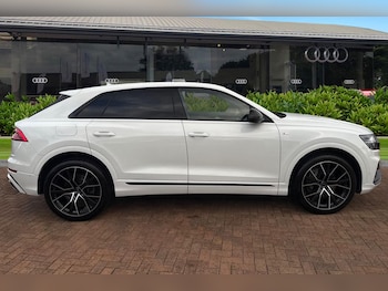 Used Audi Q8 2024 for sale - 76649228: Photo